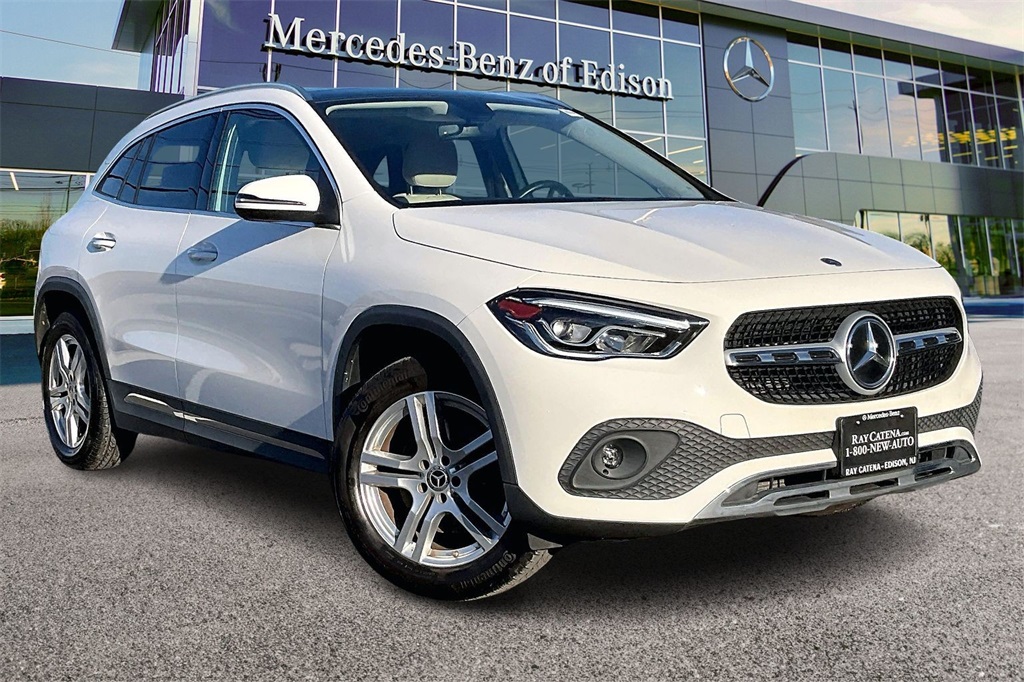 2023 Mercedes-Benz GLA Base's photo