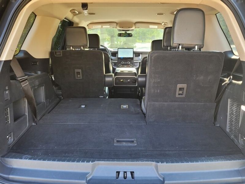 2024 Ford Expedition XLT photo 11