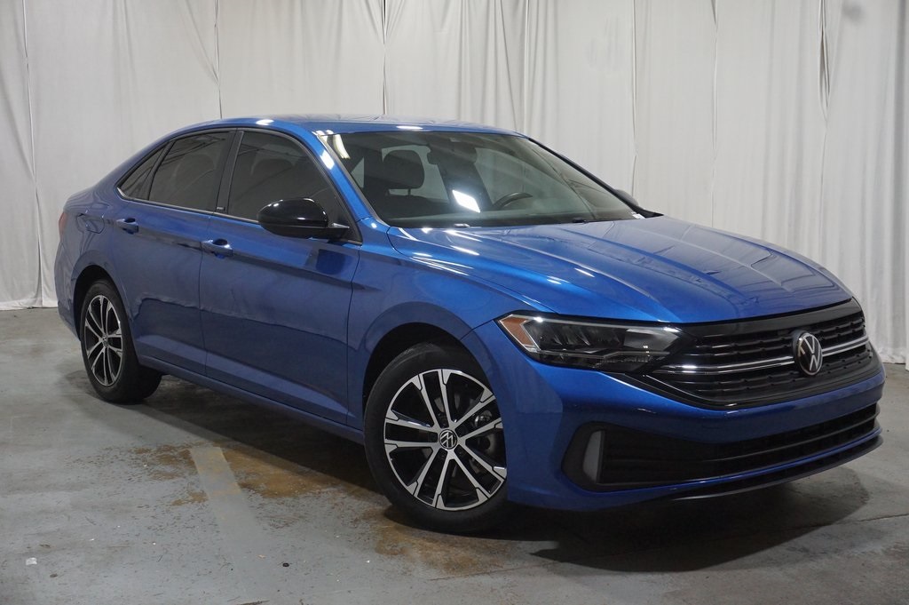 2024 Volkswagen Jetta 1.5T Sport photo 3
