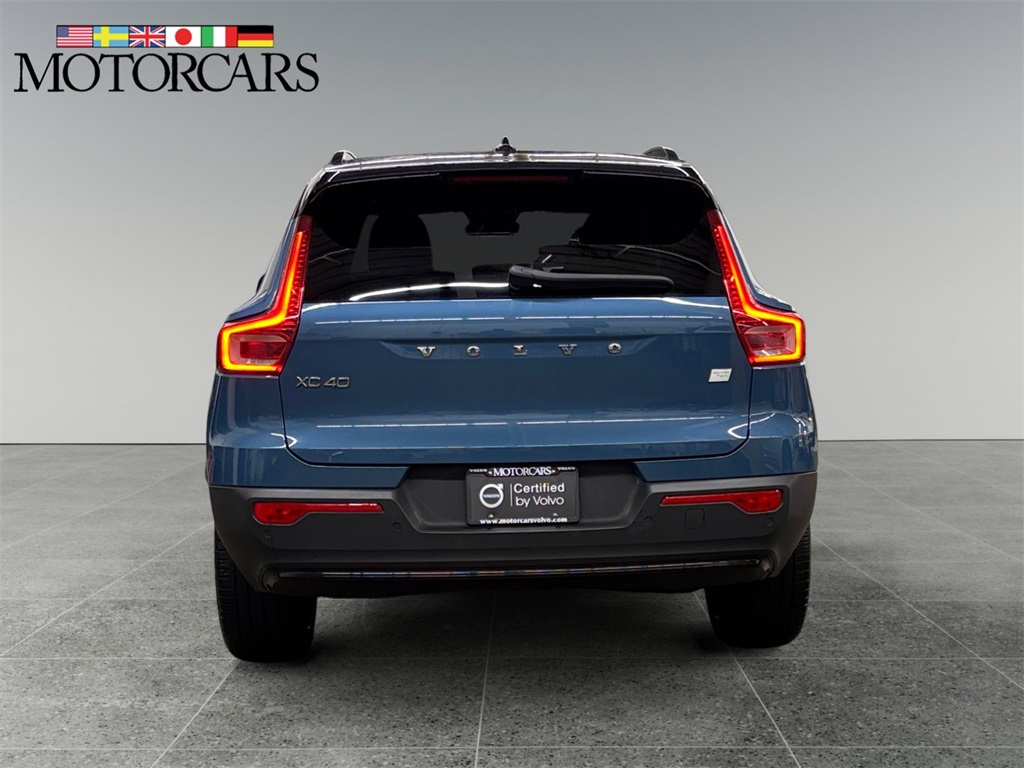 2023 Volvo XC40 Recharge Ultimate photo 4