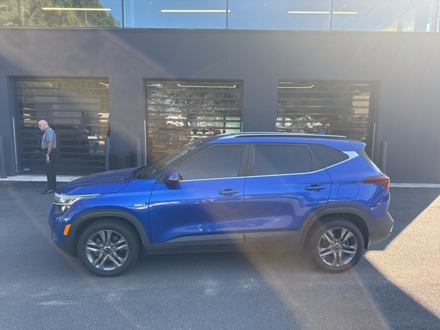 2021 Kia Seltos S photo 6