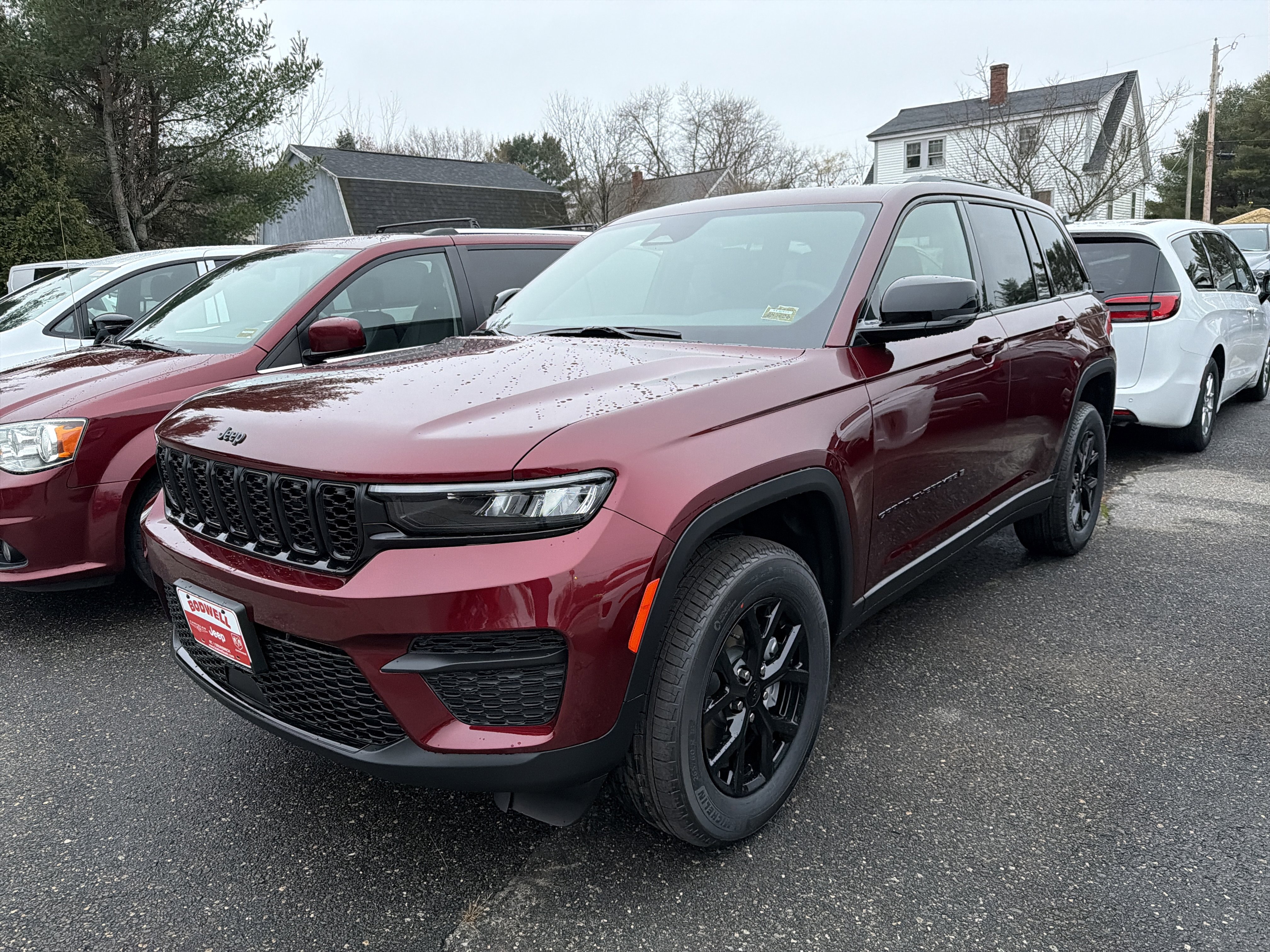 2025 Jeep Grand Cherokee Altitude's photo