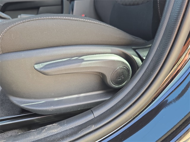 2023 Kia Rio S photo 13