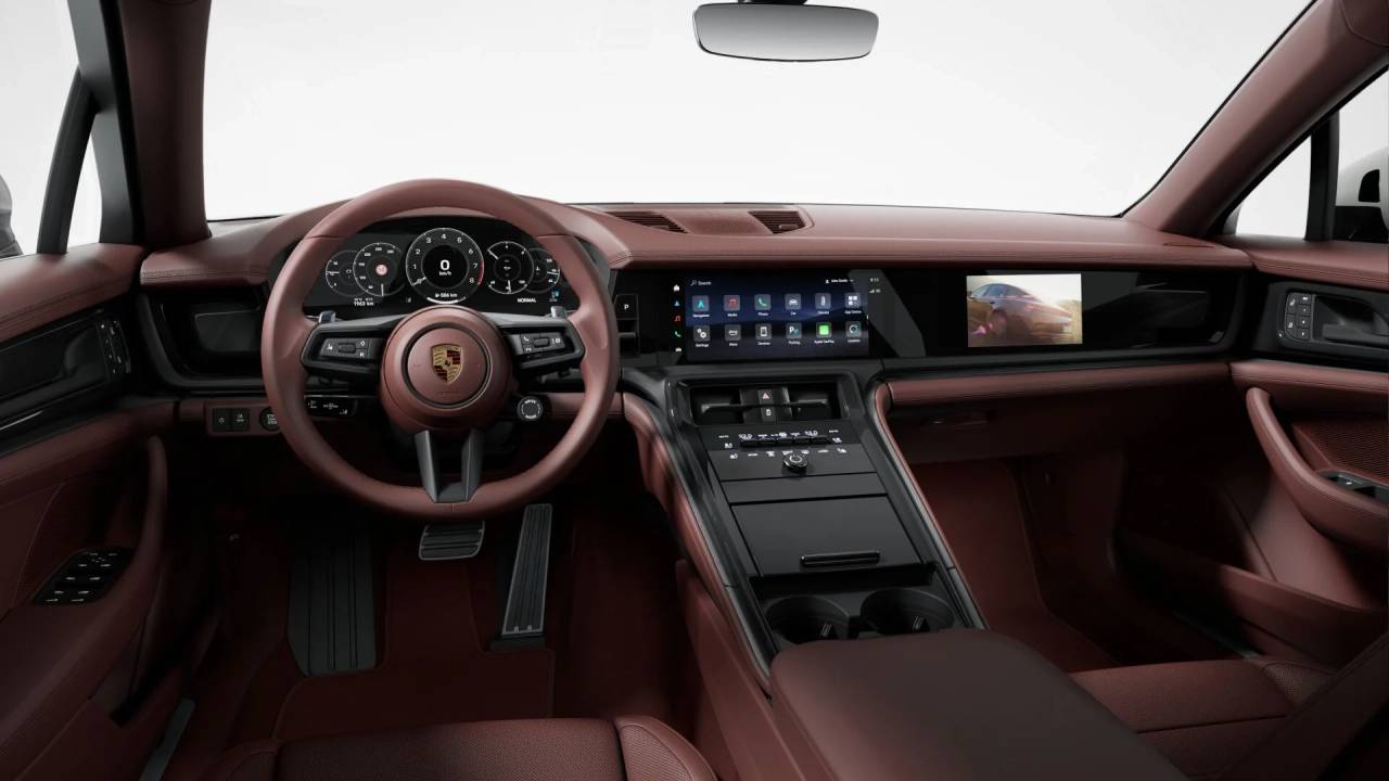 2026 Porsche Panamera 4 photo 4