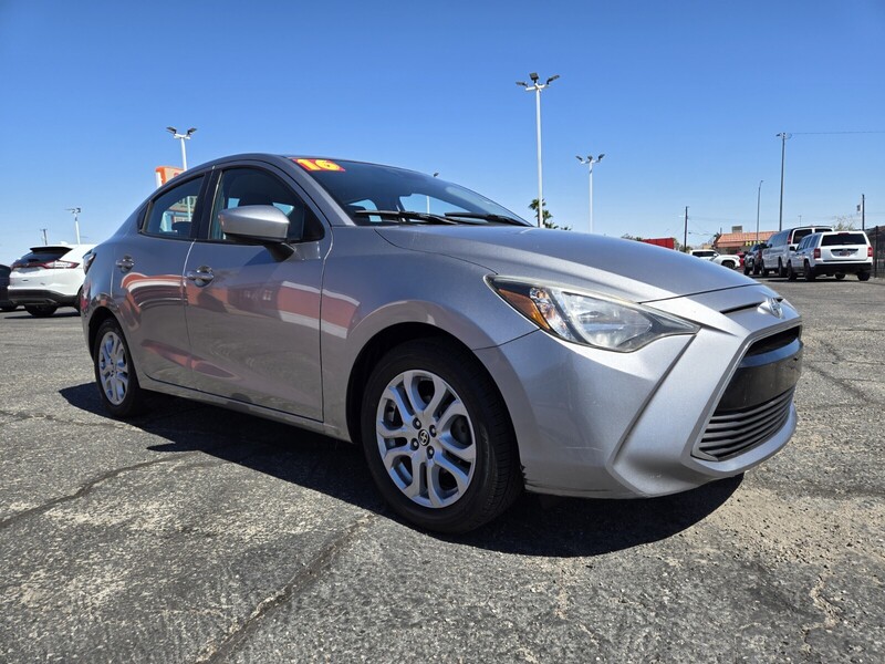 2016 Scion iA photo 5