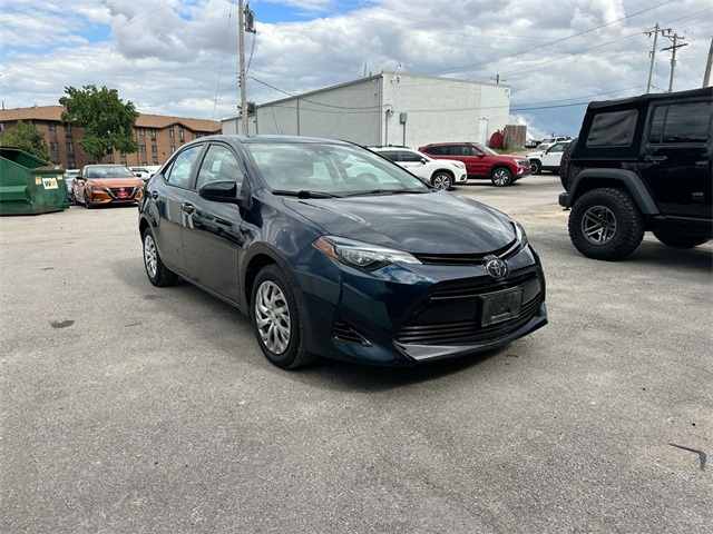 2018 Toyota Corolla XLE XSE photo 7