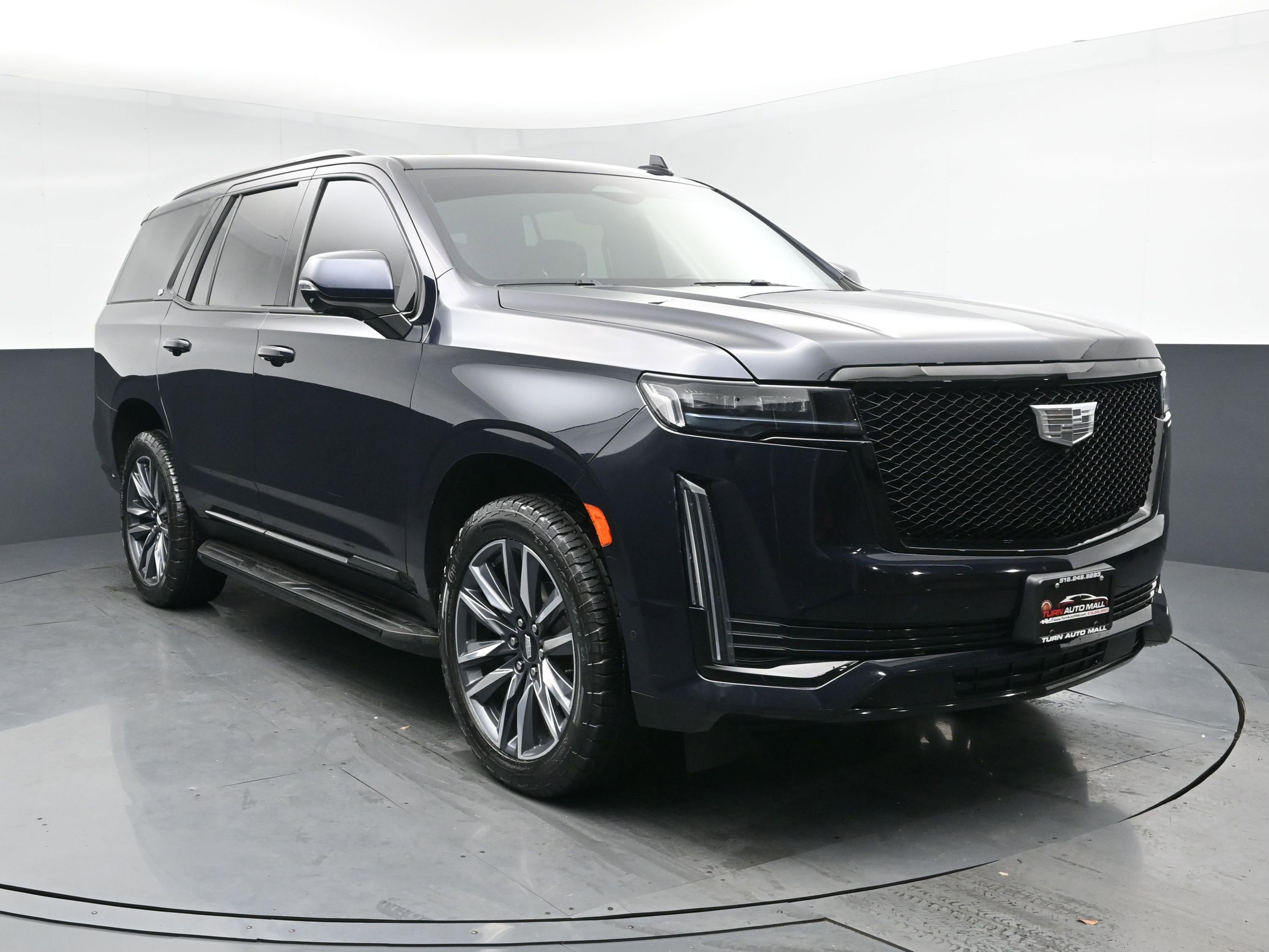 2023 Cadillac Escalade Sport photo 2