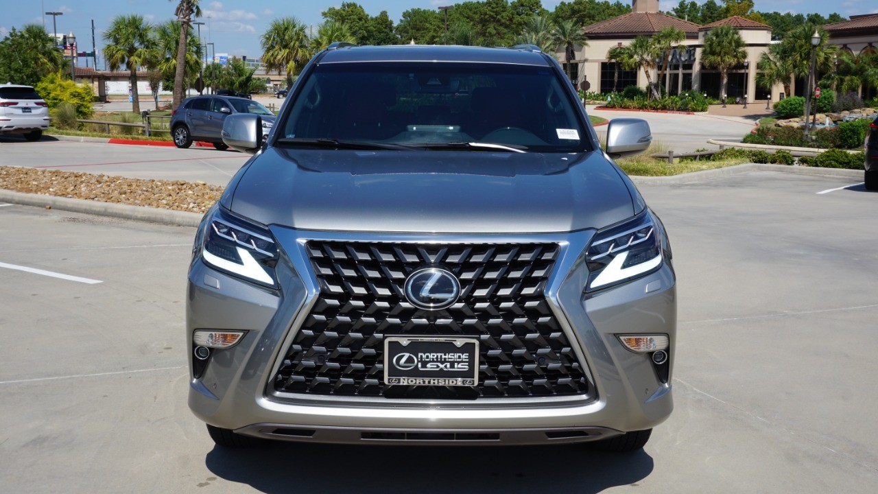 2023 Lexus GX Premium photo 2