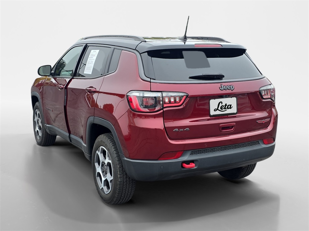 2022 Jeep Compass Trailhawk photo 2