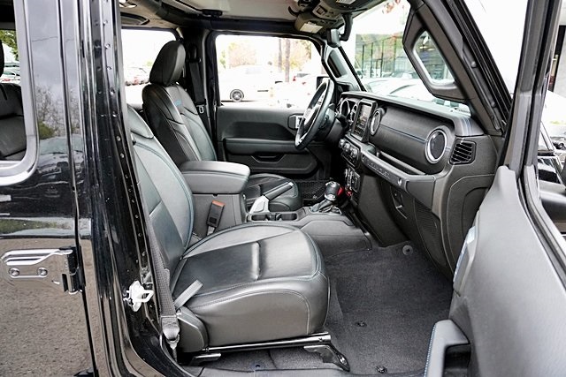 Used 2021 Black Jeep Unlimited Rubicon 4xe image 13