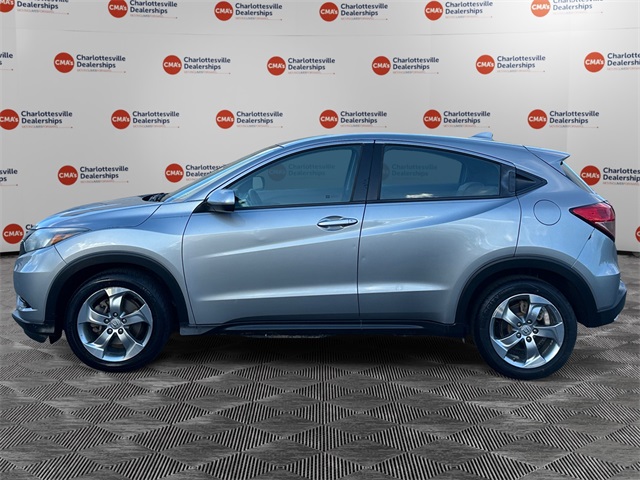 2018 Honda HR-V LX photo 2
