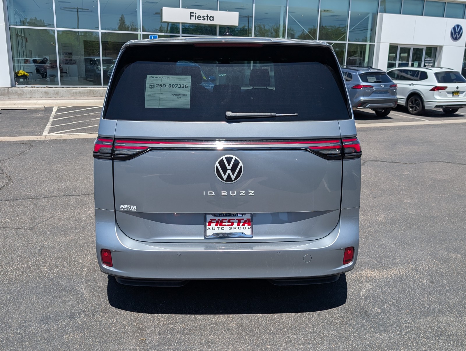 New 2025 Metro Silver Metallic Volkswagen Pro S image 6