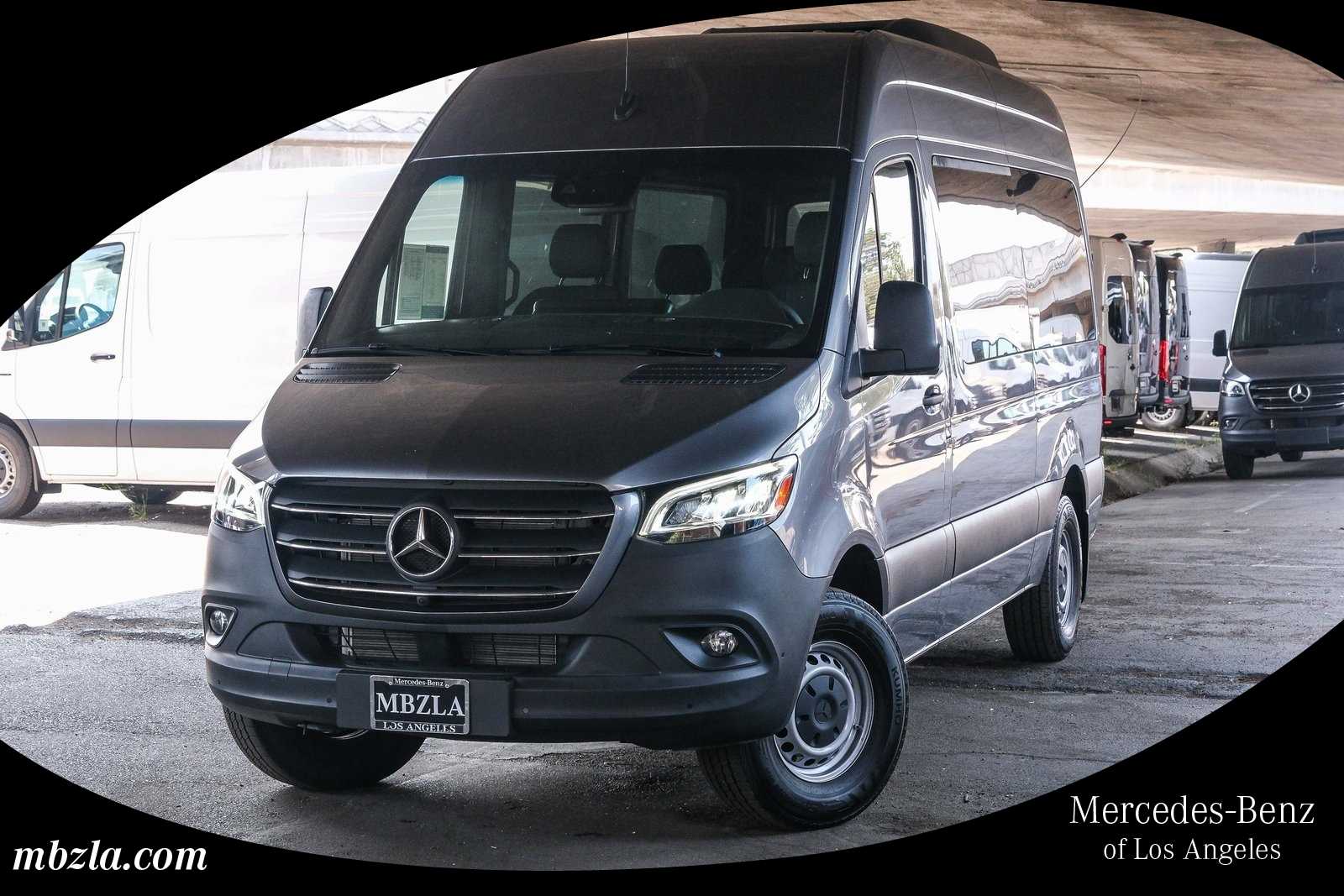 2024 Mercedes-Benz Sprinter Passenger Van Base's photo