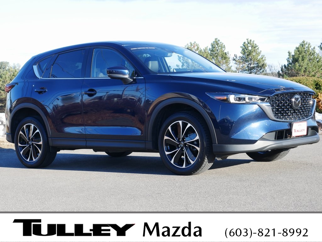 2023 Mazda CX-5 S Premium package's photo