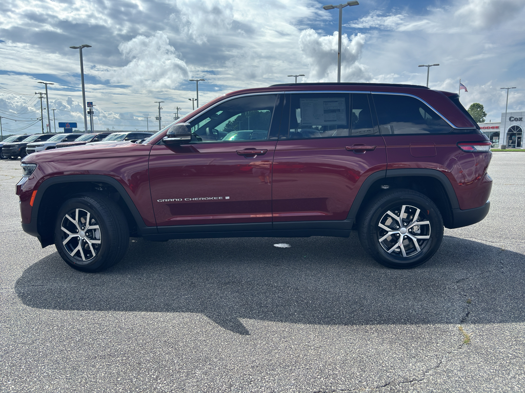 2025 Jeep Grand Cherokee Limited photo 4