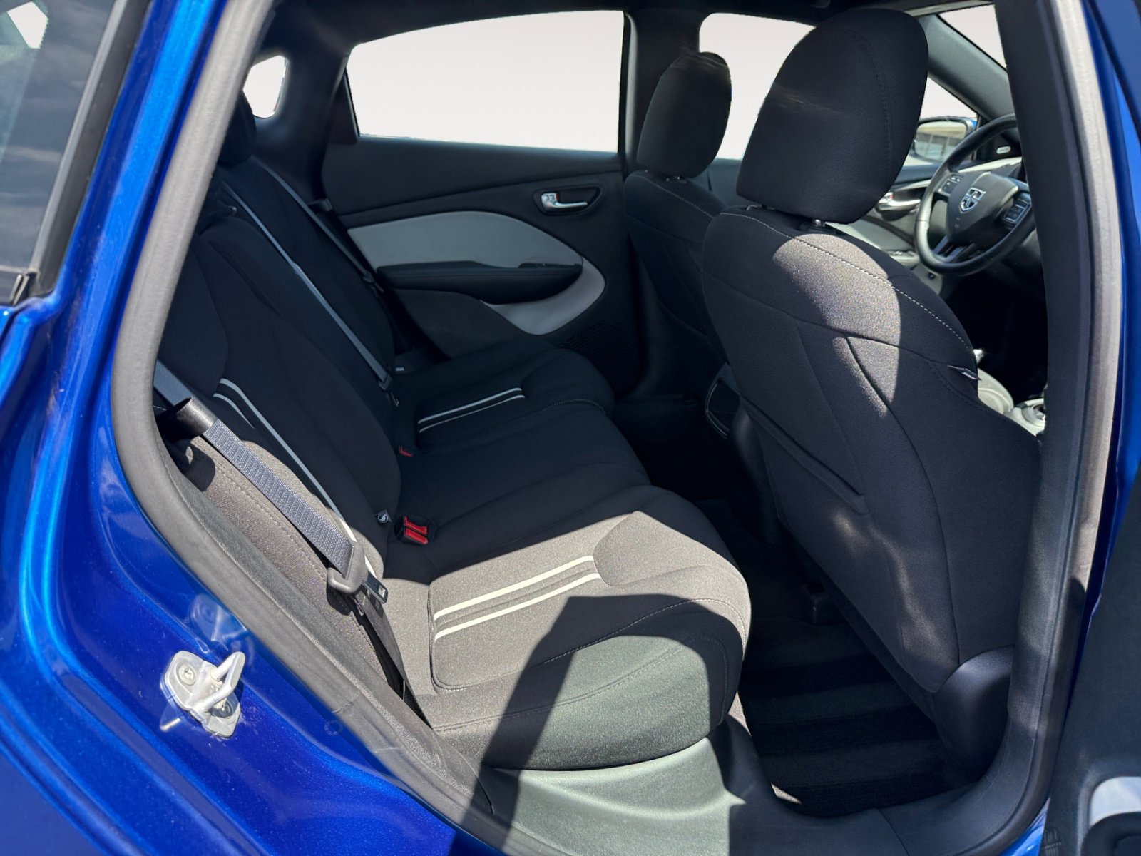 2013 Dodge Dart SXT Rallye photo 18