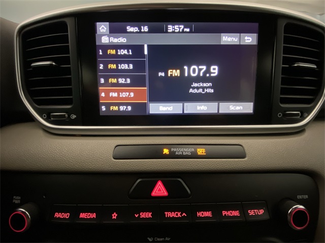 2020 Kia Sportage LX photo 16