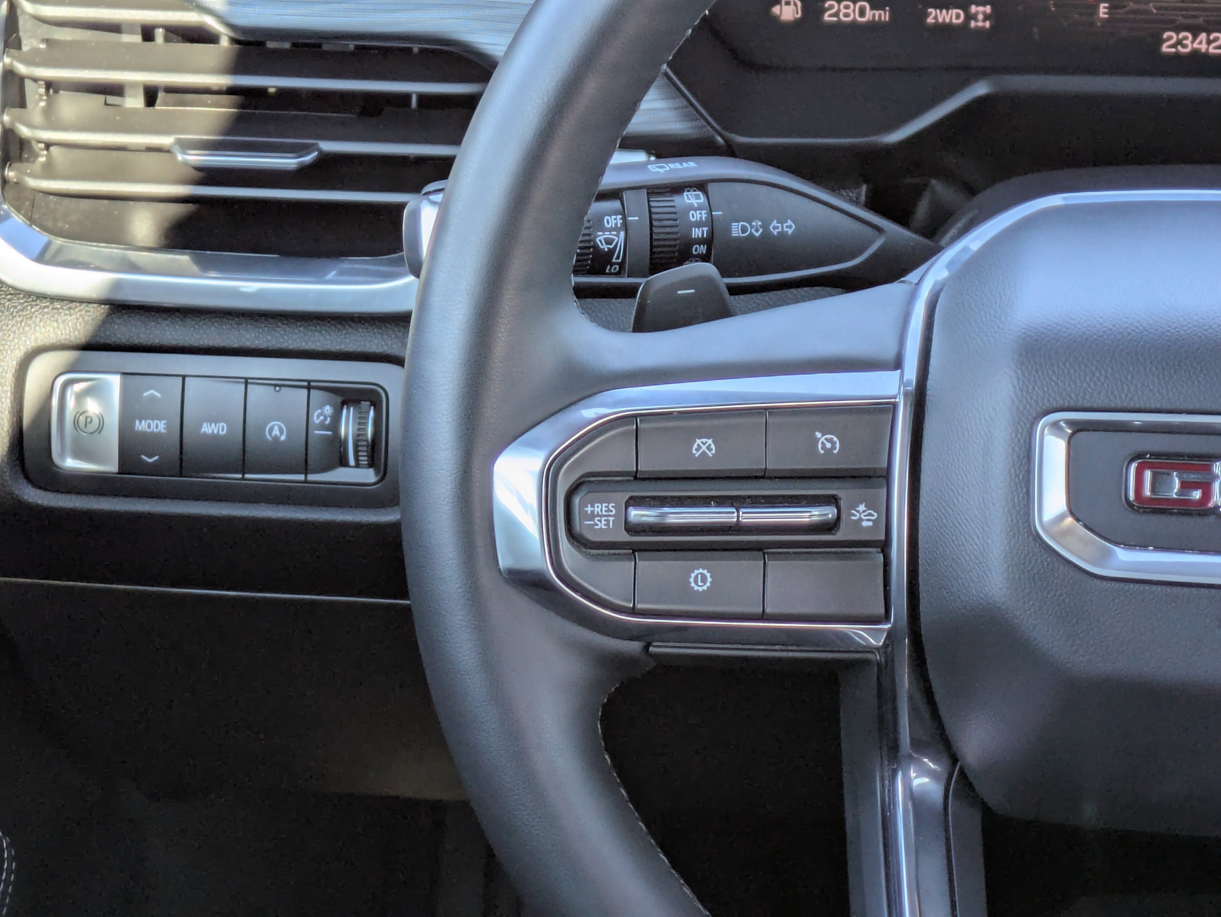 2025 Gmc Acadia Elevation photo 3