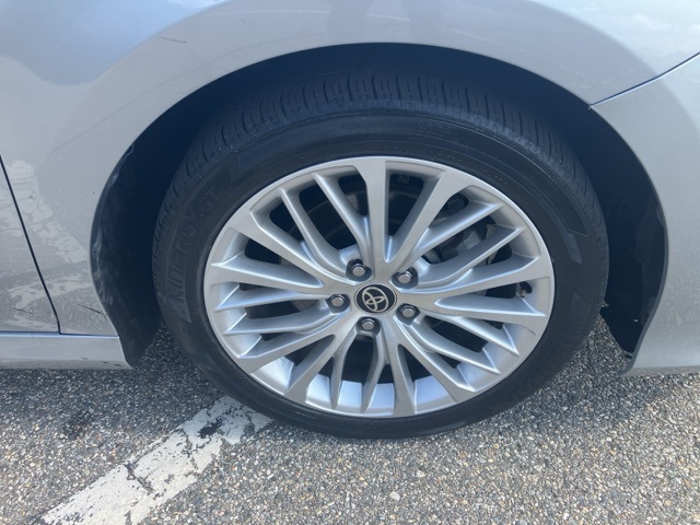 2020 Toyota Camry XLE photo 12