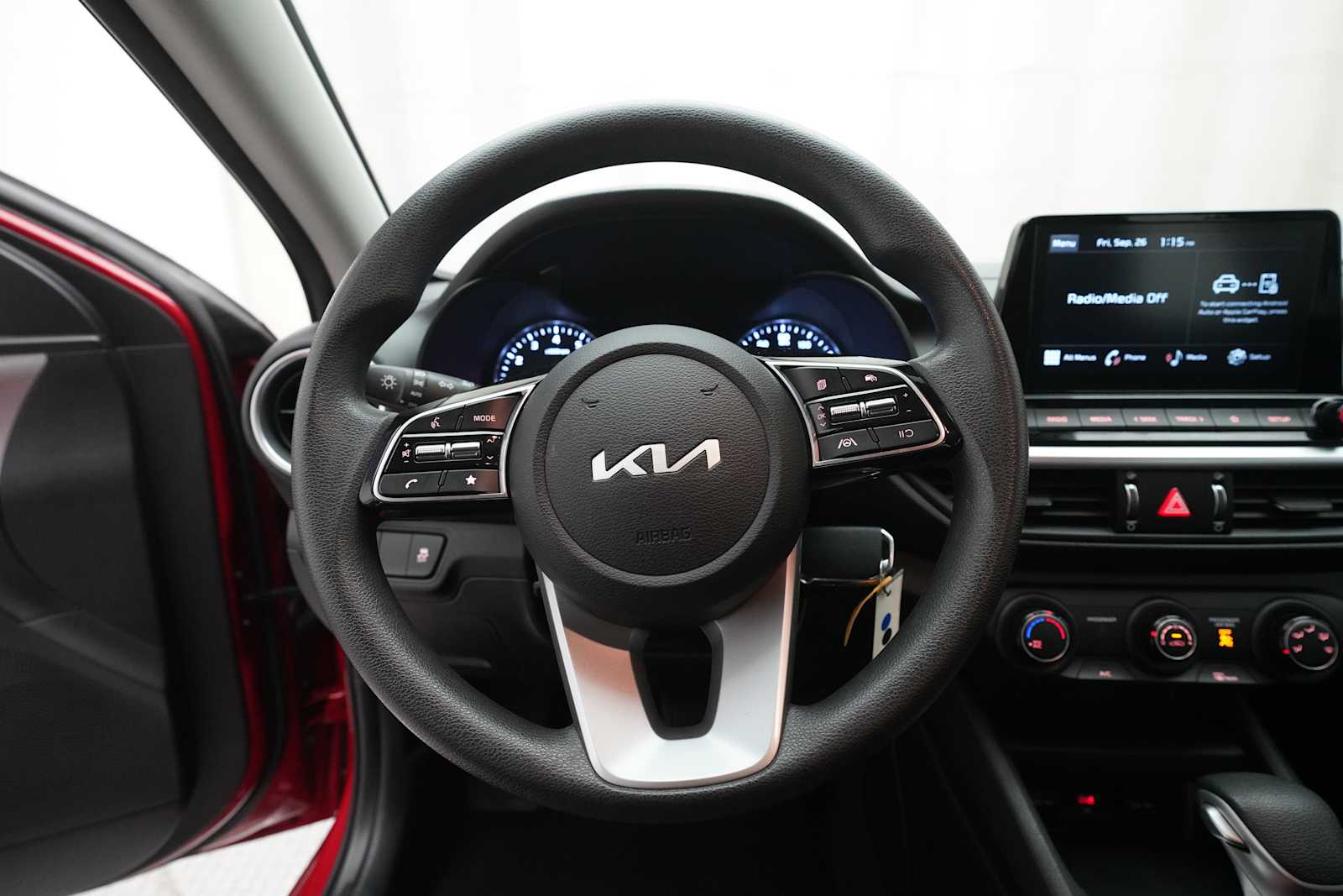 2022 Kia Forte LXS photo 4