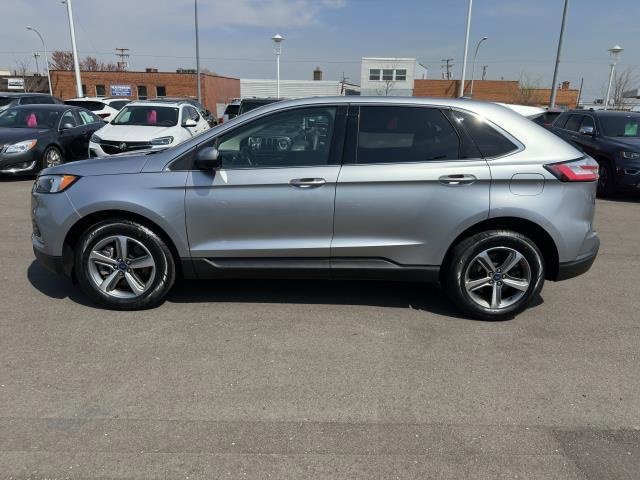 2022 Ford Edge SEL photo 31