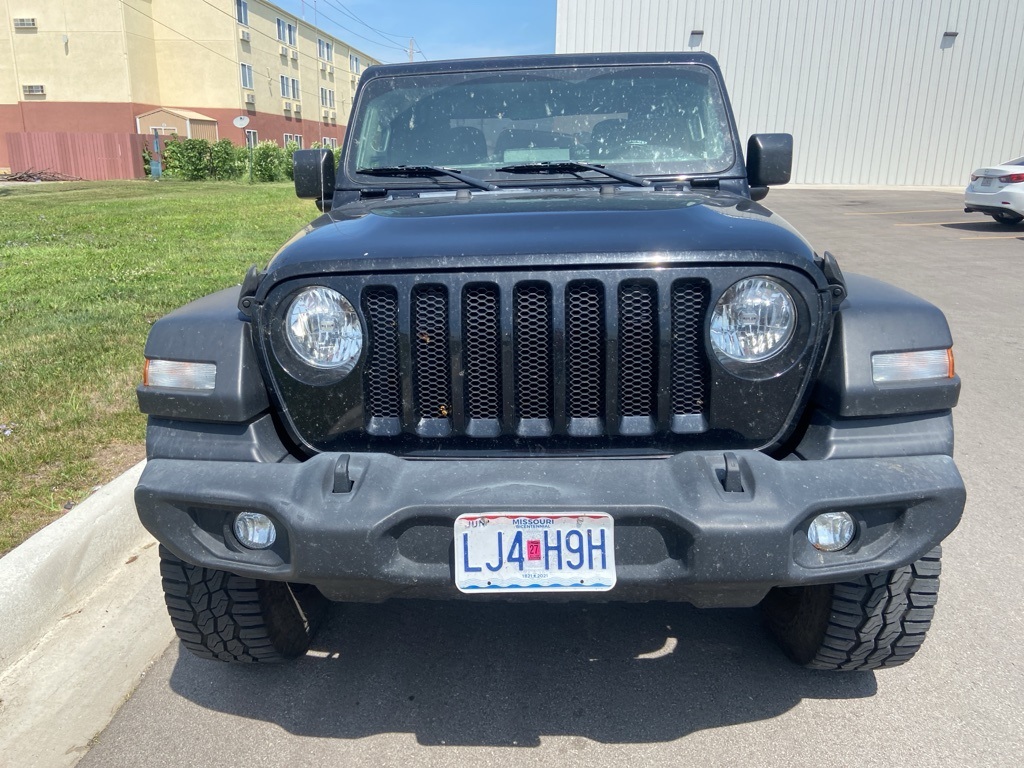 Used 2021 Jeep Wrangler Sport with VIN 1C4GJXAG7MW556678 for sale in Kansas City