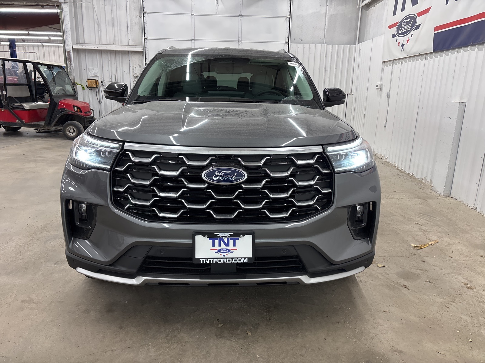 2026 Ford Explorer Platinum photo 2