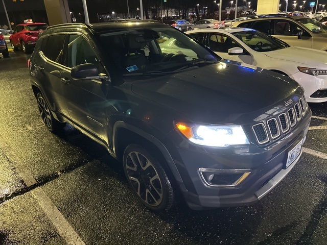 2018 Jeep Compass Limited's photo