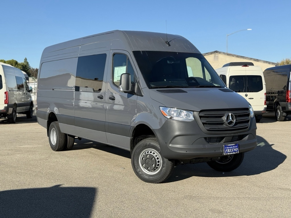 2025 Mercedes-Benz Sprinter Cargo Van Base's photo