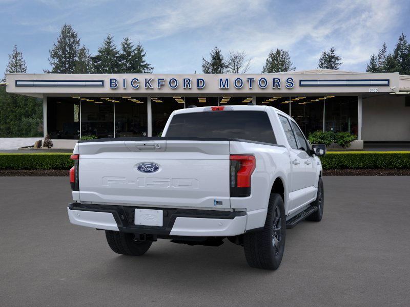 2025 Ford F-150 Lightning XLT photo 8