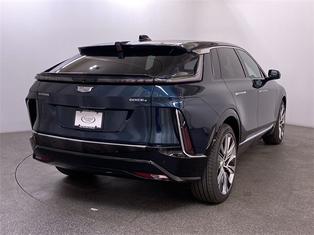 2025 Cadillac Lyriq Luxury photo 4