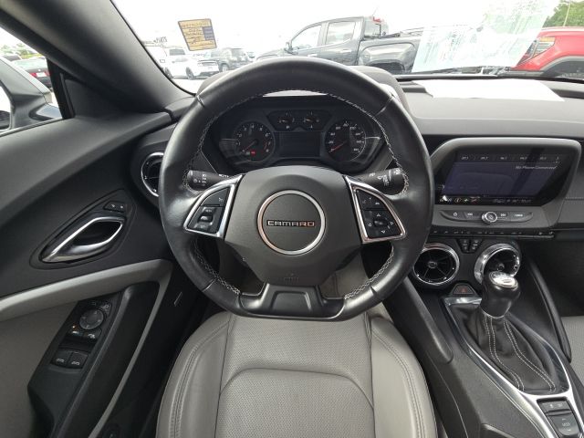 2023 Chevrolet Camaro 2LT photo 19