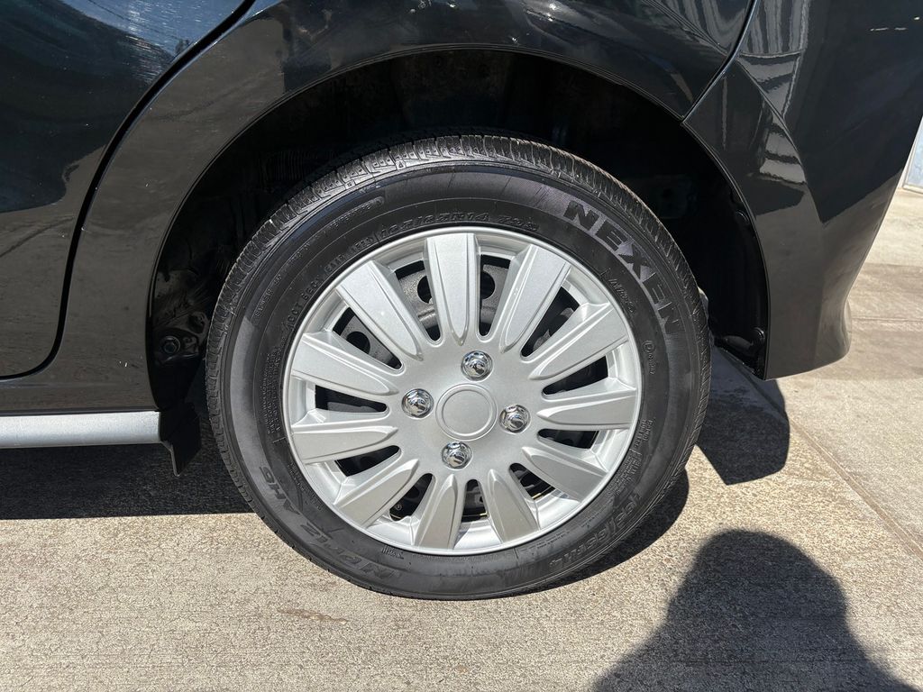 2021 Mitsubishi Mirage ES photo 12