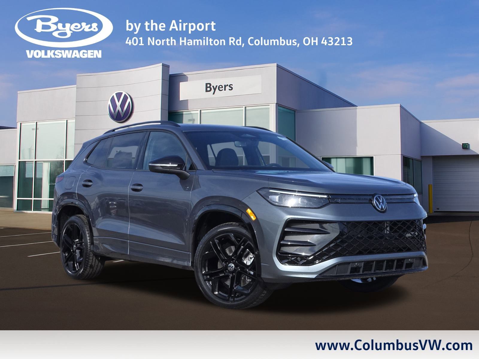 2026 Volkswagen Tiguan SE R-LINE BLACK's photo