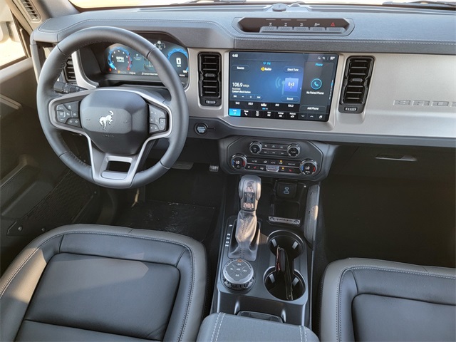 2025 Ford Bronco Outer Banks photo 31