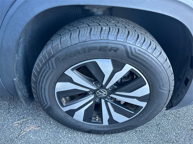 2024 Volkswagen Atlas Cross Sport SE photo 4