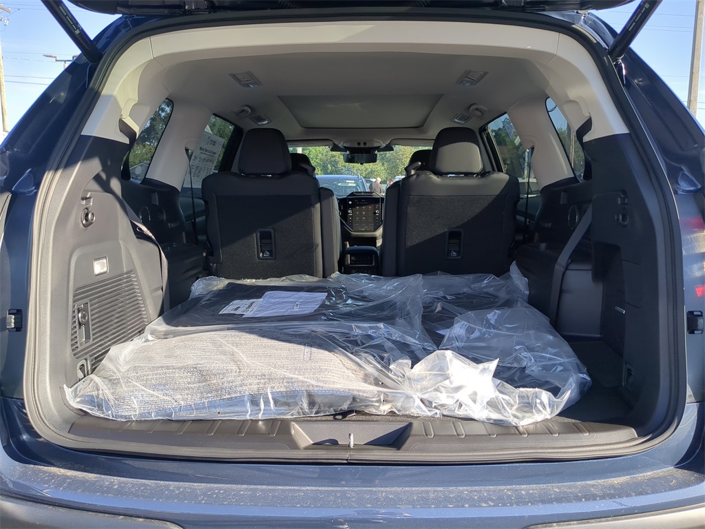 2025 Subaru Ascent Onyx Edition Touring photo 9