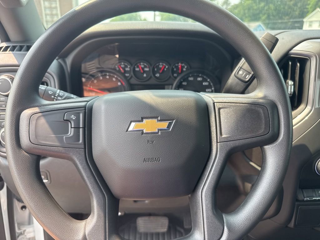 2024 Chevrolet Silverado 1500 photo 17