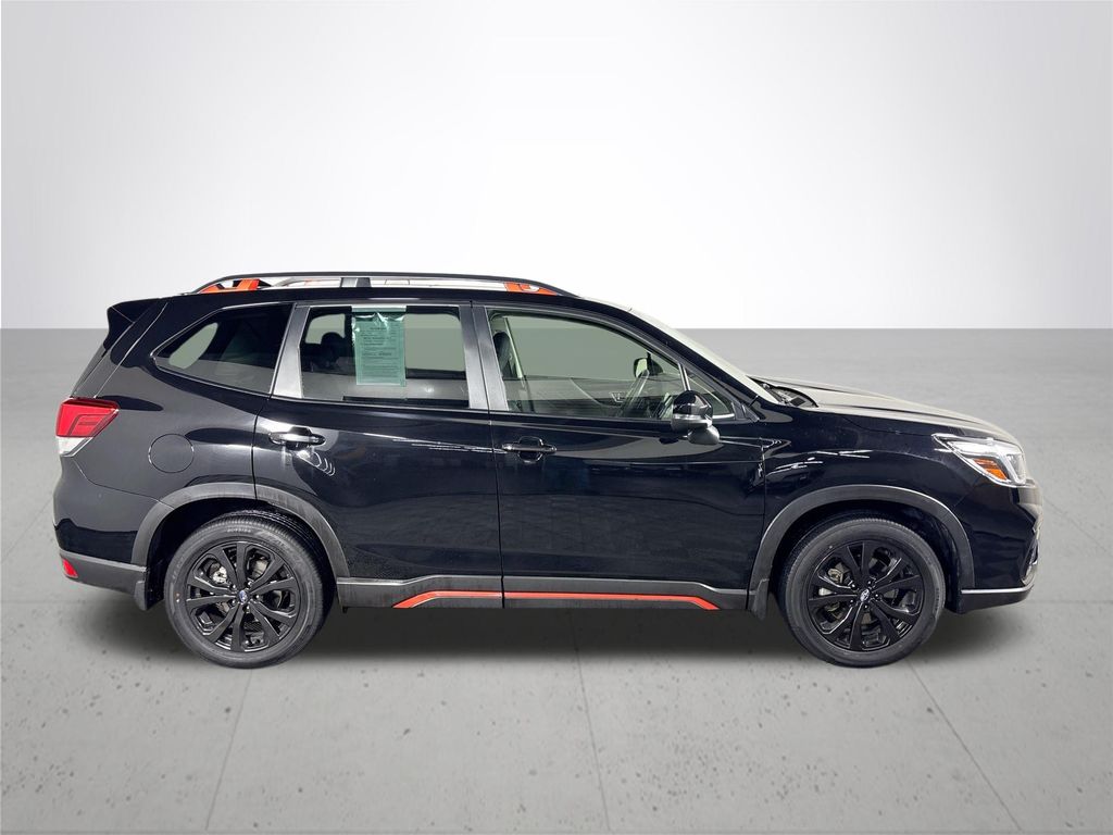 2021 Subaru Forester Sport photo 4