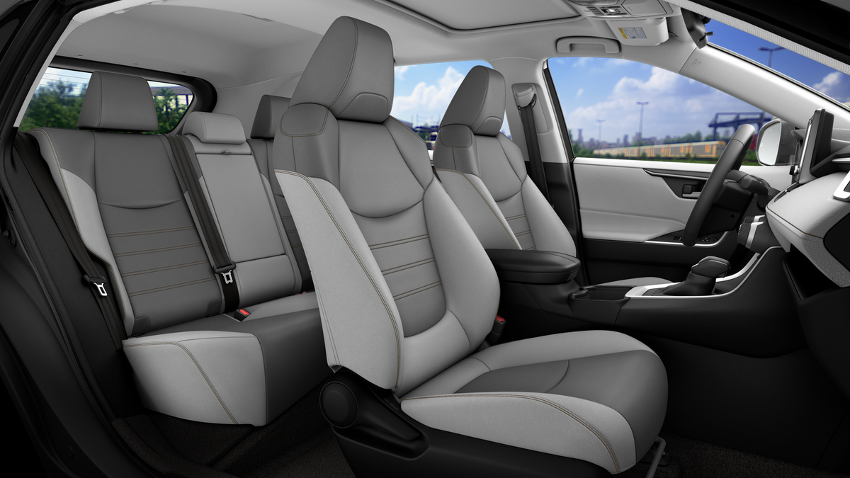 2025 Toyota RAV4 XLE Premium photo 21