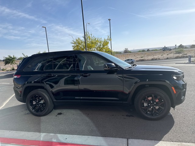 2024 Jeep Grand Cherokee Altitude X photo 4