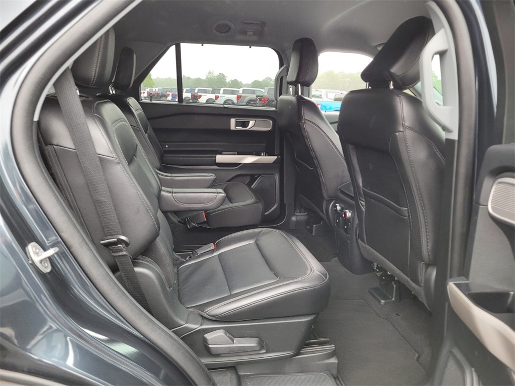 2023 Ford Explorer Limited photo 12