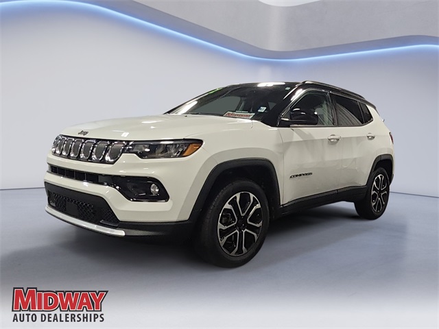 2022 Jeep Compass Limited's photo