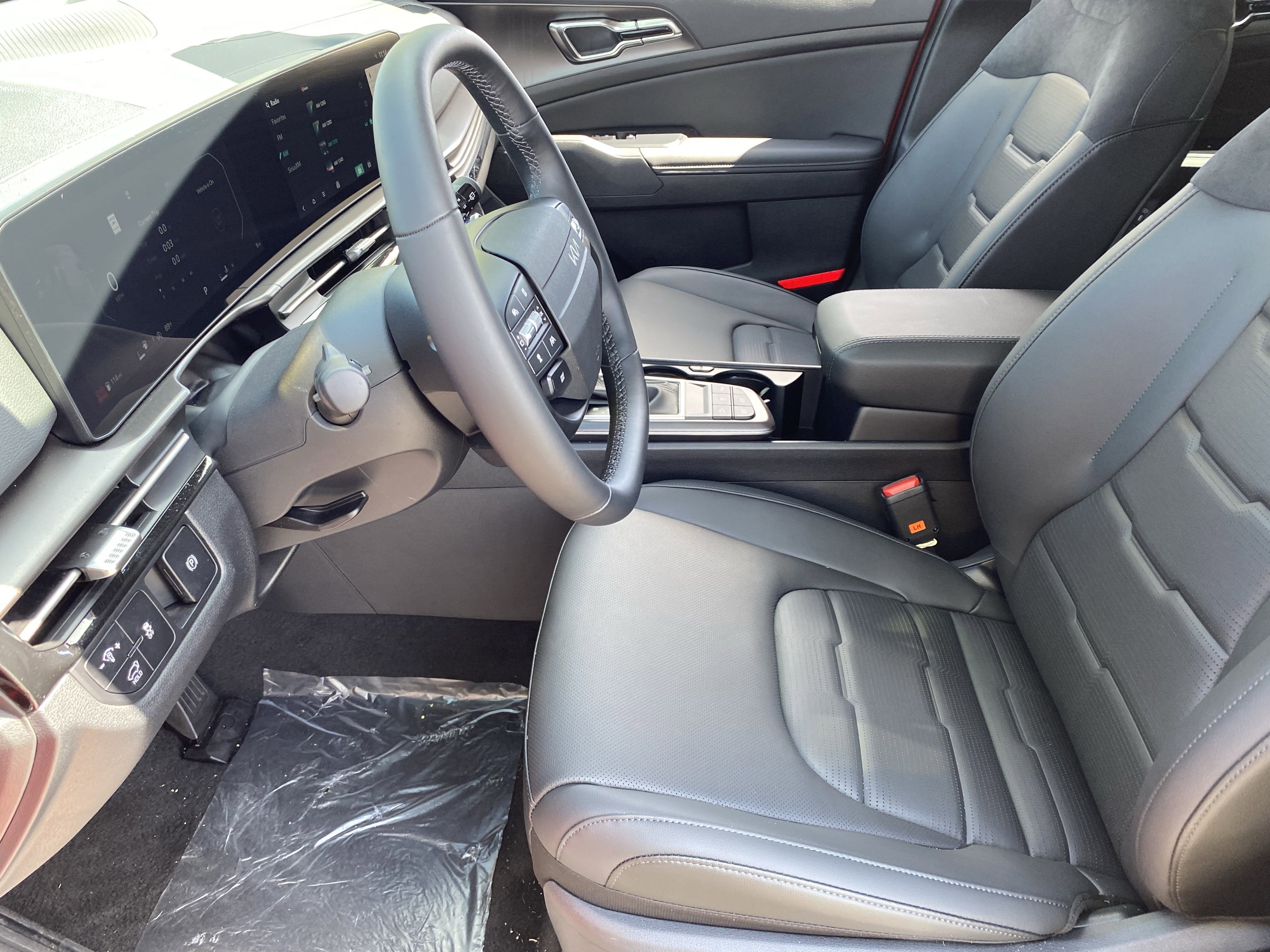 2026 Kia Sportage SX Prestige photo 4