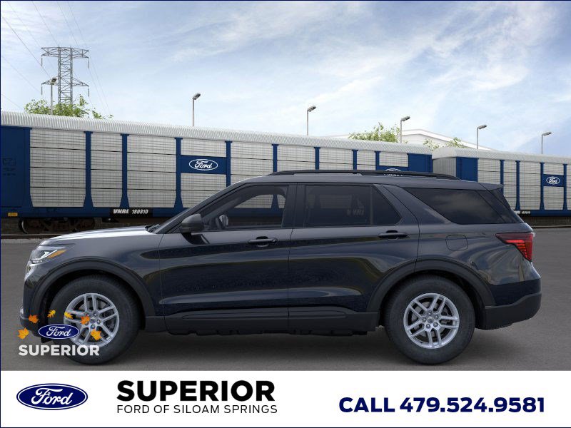 2026 Ford Explorer photo 3
