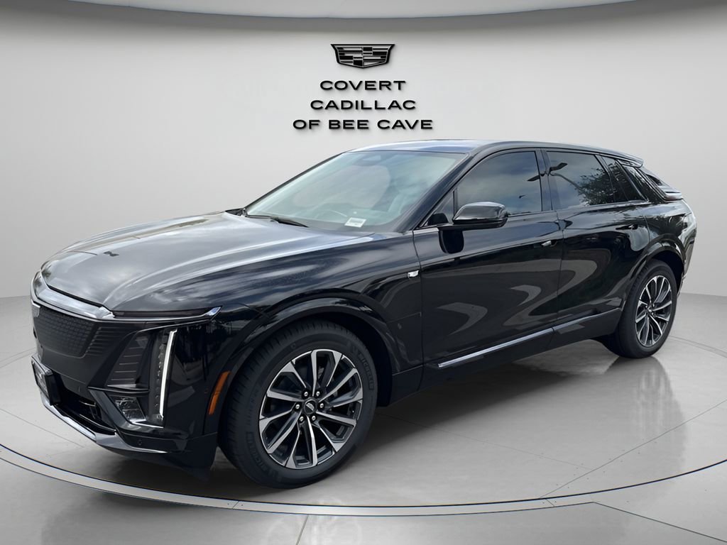 2025 Cadillac Lyriq Sport photo 3