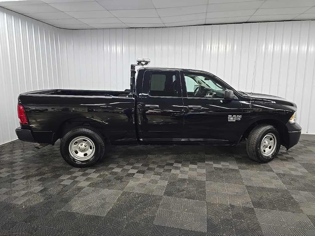 2023 Ram 1500 Classic Tradesman photo 2