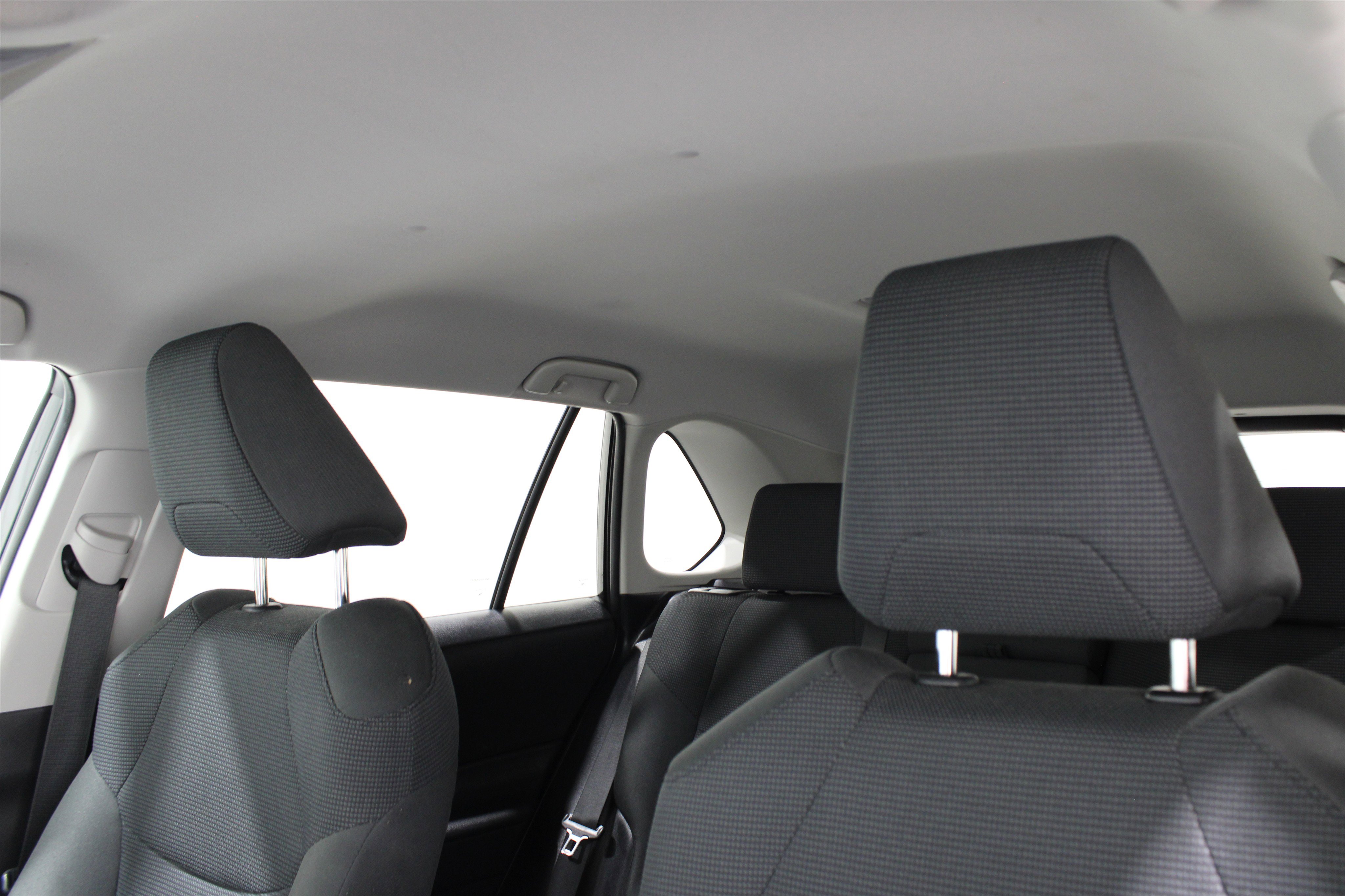 2024 Toyota RAV4 LE photo 16