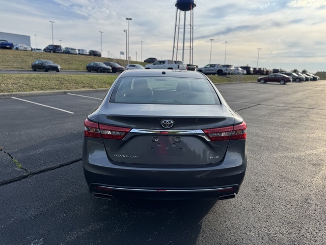 2018 Toyota Avalon XLE photo 4