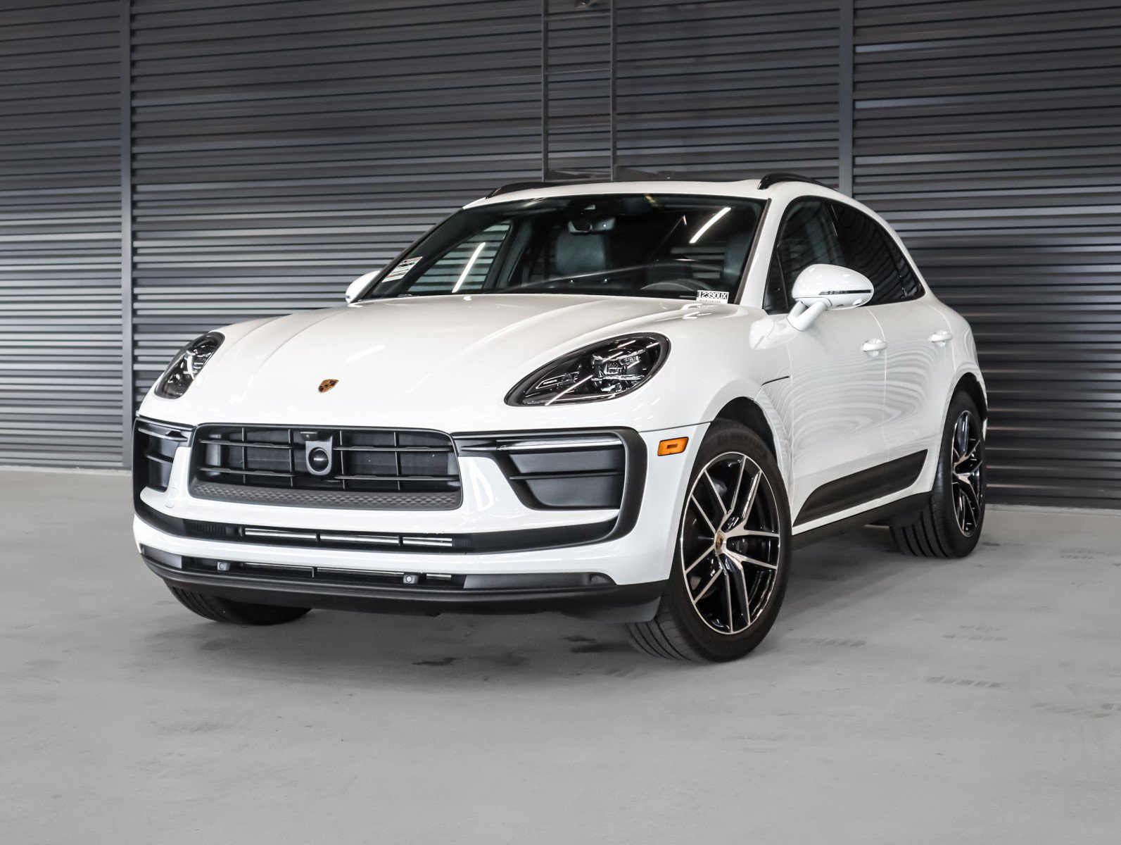2024 Porsche Macan T